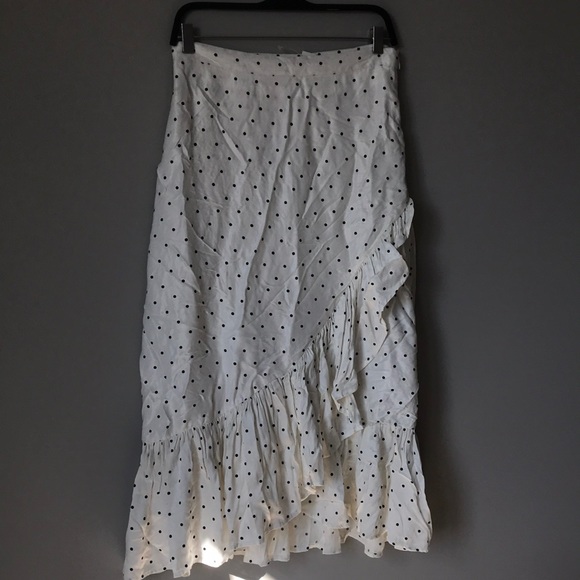 White polka dot skirt - Picture 2 of 6